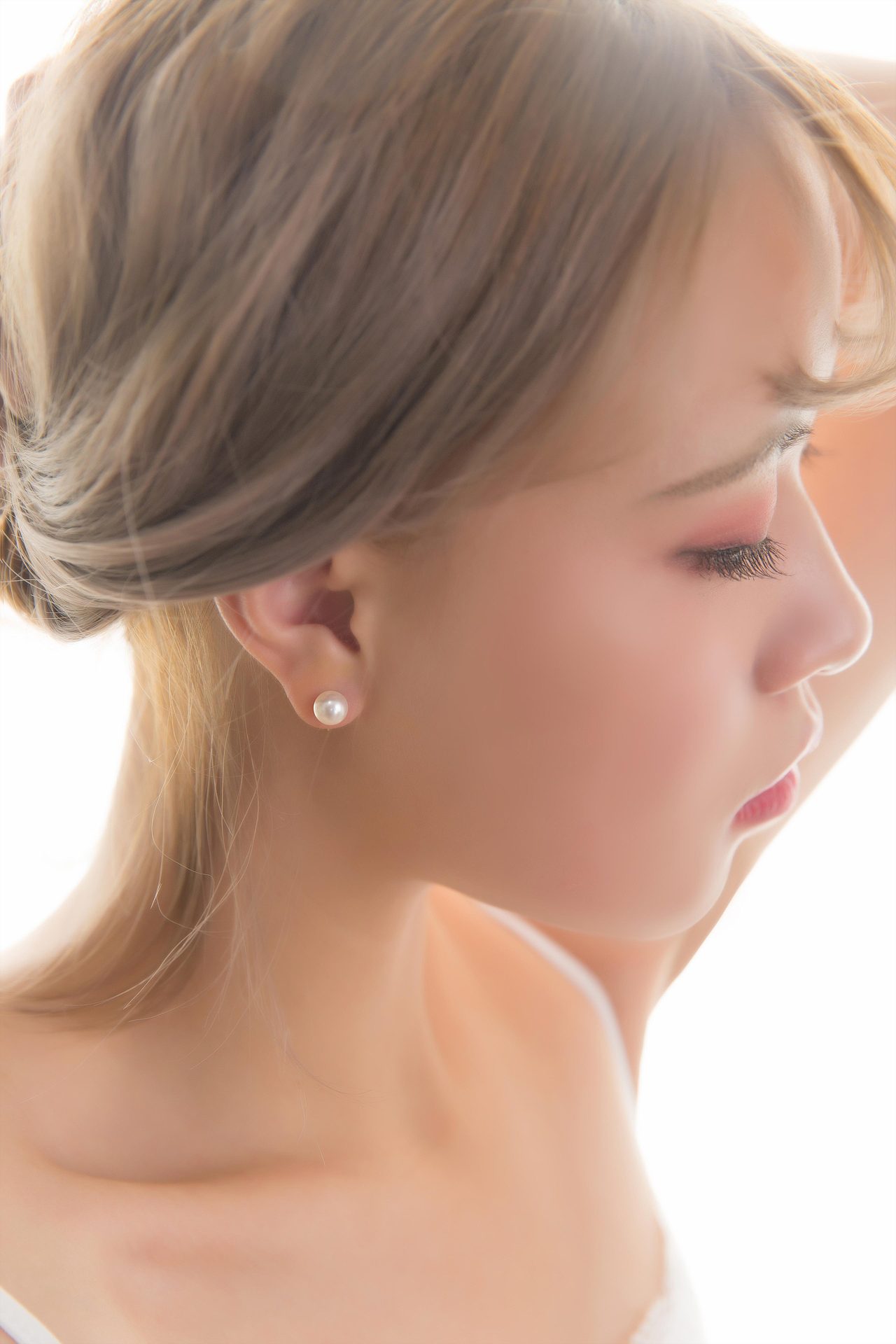 珍珠模特佩戴拍摄