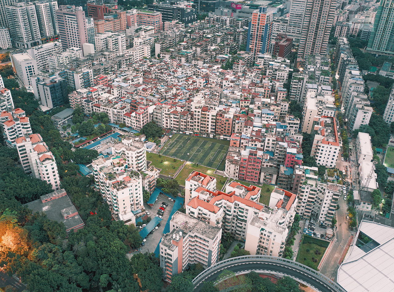 忽明忽暗 · 城中烟火   /  广州城中村主题系列 I