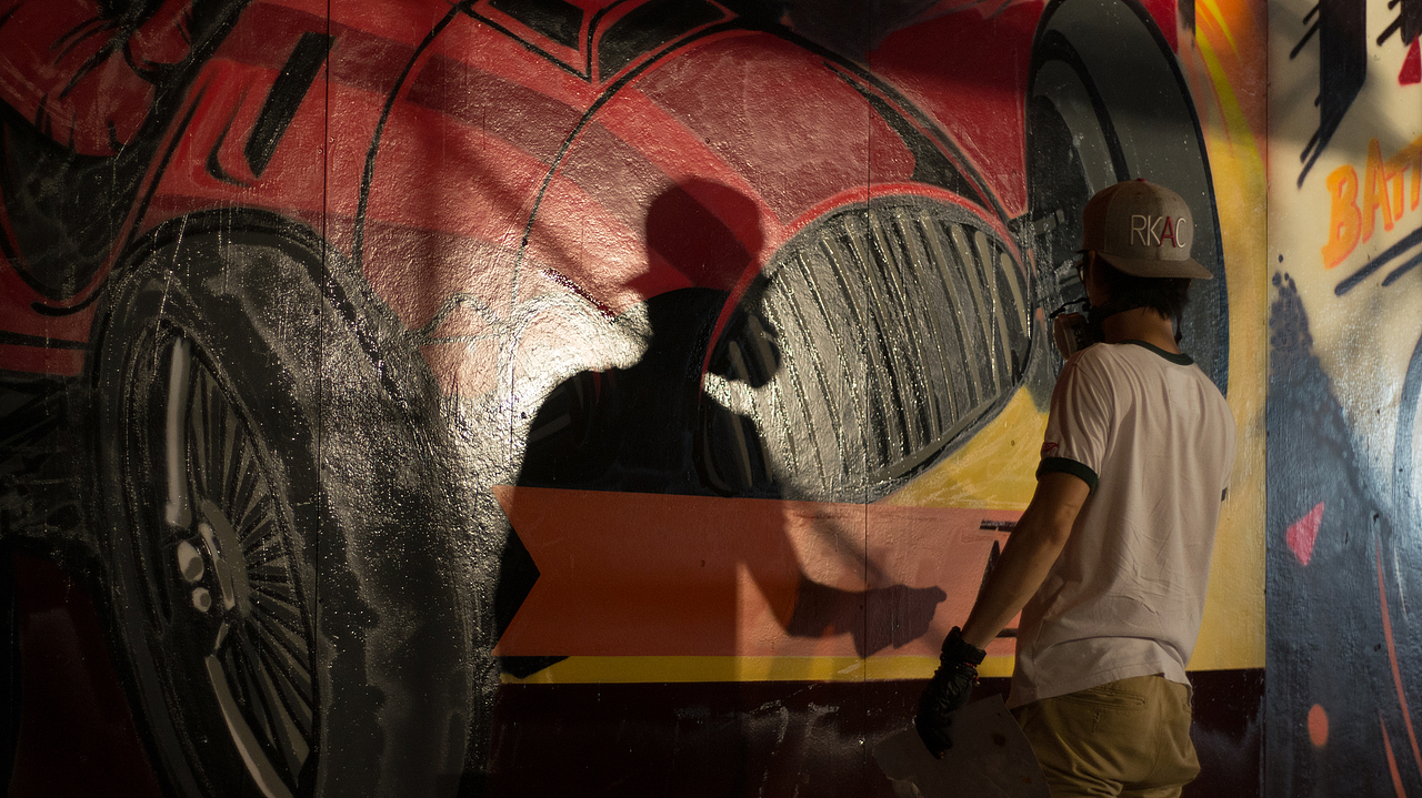 MTS涂鸦团队-车轮下的路