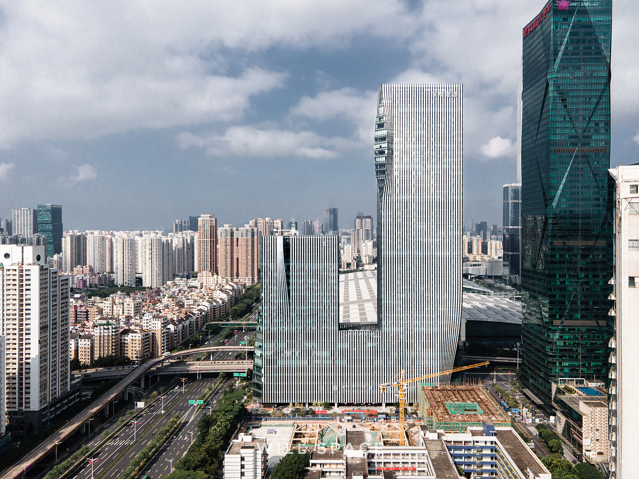 深圳能源的非凡外表与环保内核|BIG设计作品|建筑摄影