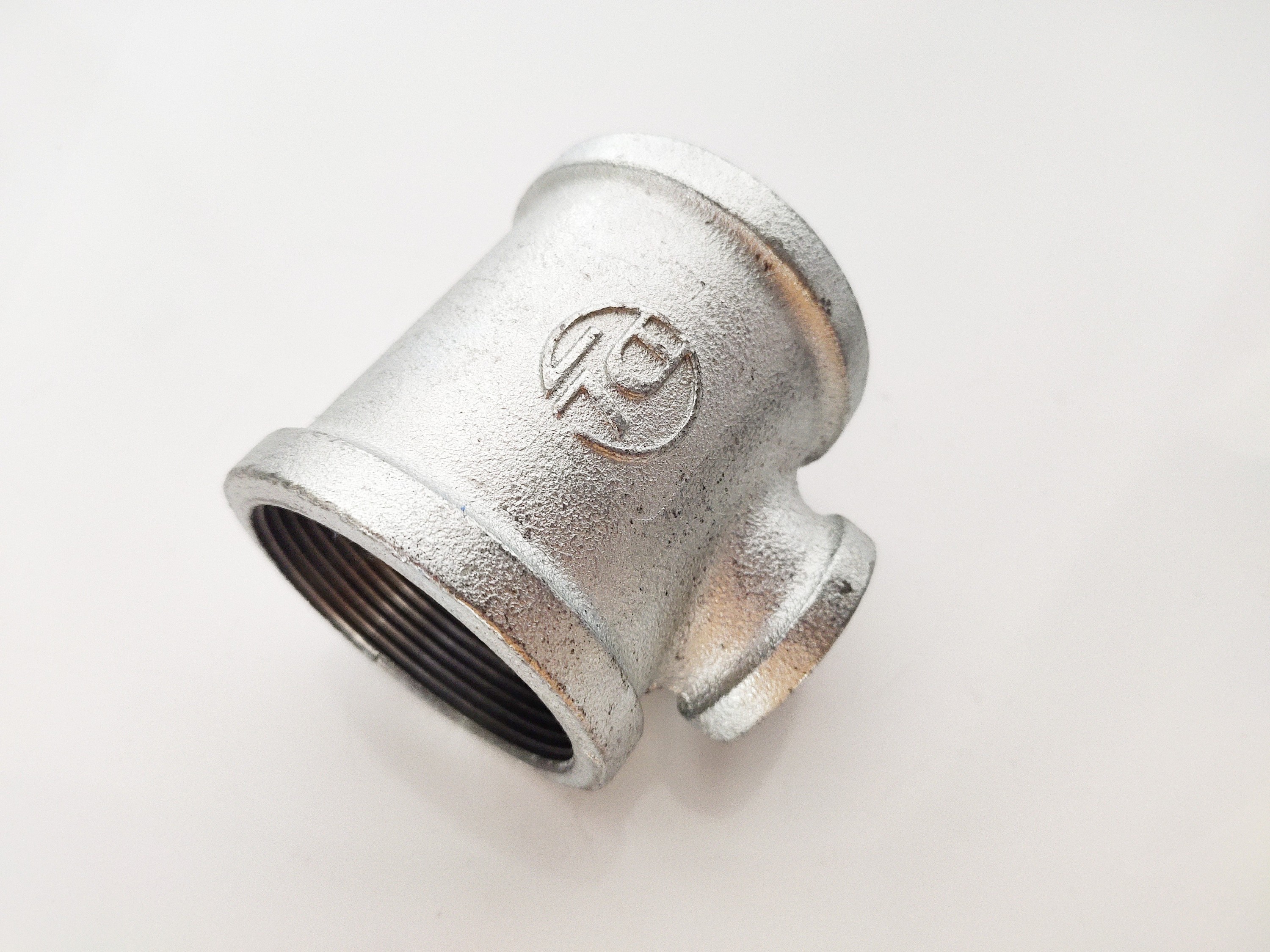 鼎梁玛钢镀锌侧小三通