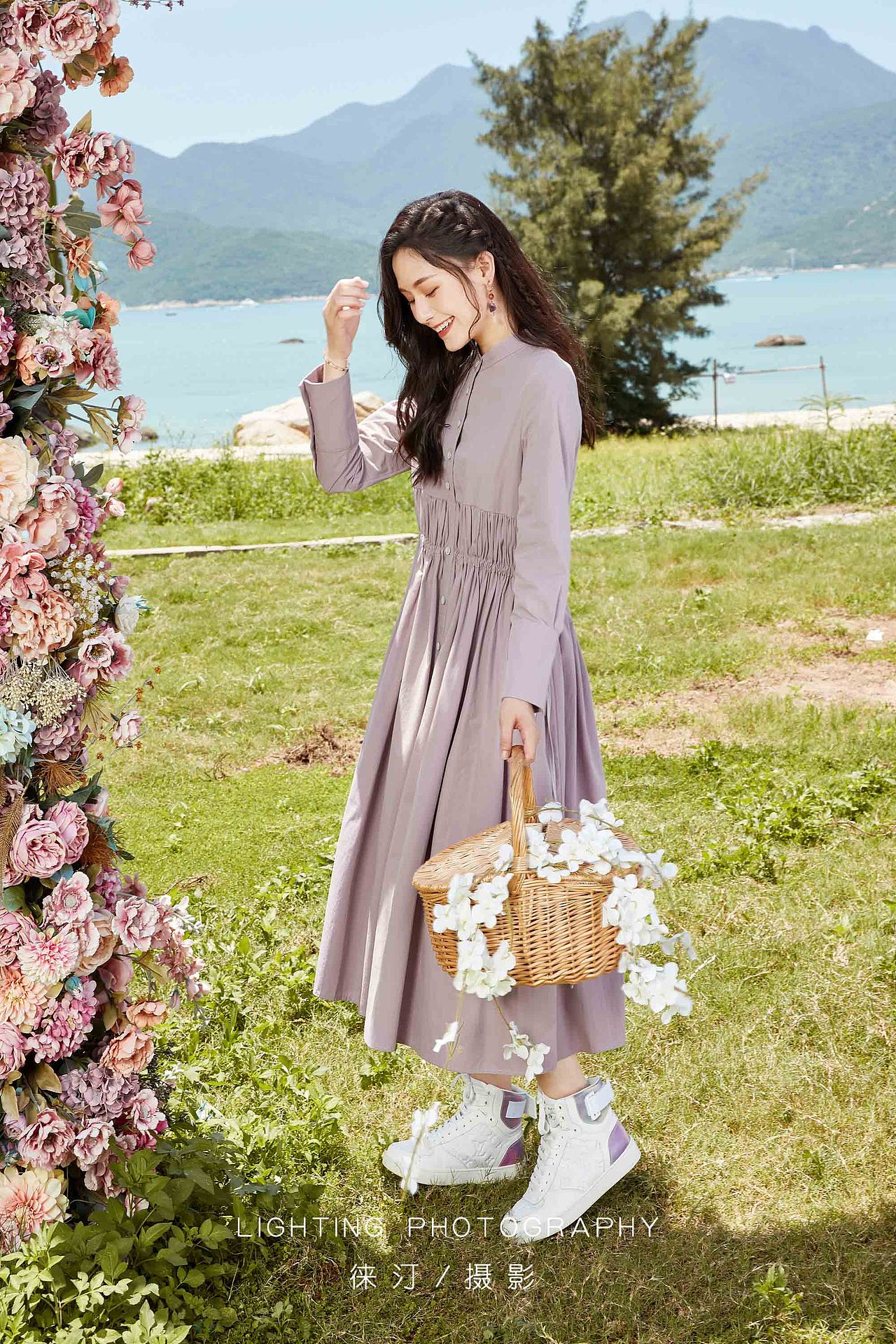 文艺风服装摄影，户外海边，甜美风女装拍摄（图ZMjkyOTM0MzQw） - 时尚/艺术摄影 - 站酷设计师徕汀服装摄影原创素材 - 站酷ZCOOL