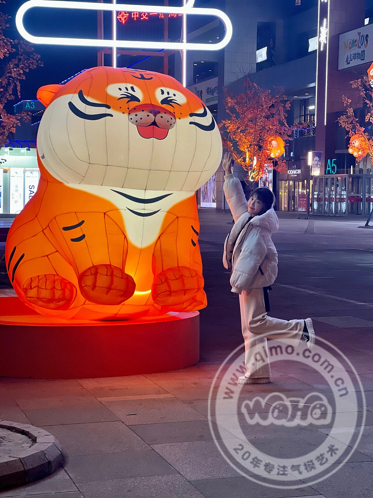 大明气模——大连奥特莱斯老虎美陈