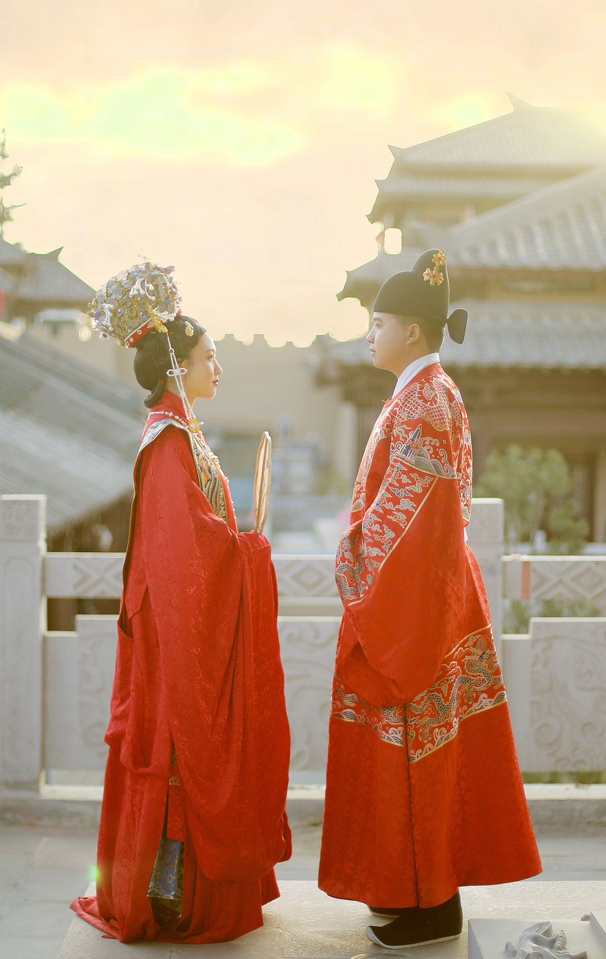 明制婚服凤冠霞帔