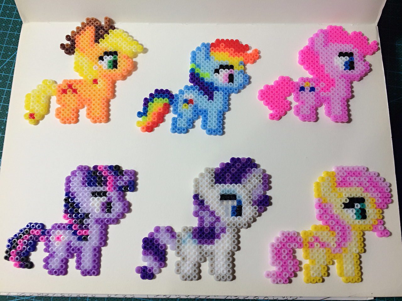 拼拼豆豆--彩虹小马