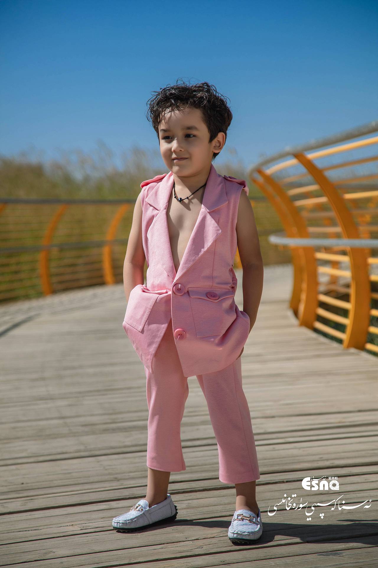 維吾爾族小模特（圖ZMTI4MDc3MzAw） - 人像攝影 - 站酷設(shè)計師kokyar原創(chuàng)素材 - 站酷ZCOOL