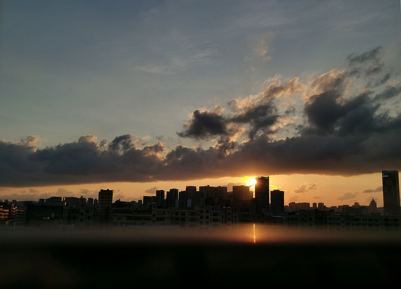 我在出租房内的随手拍