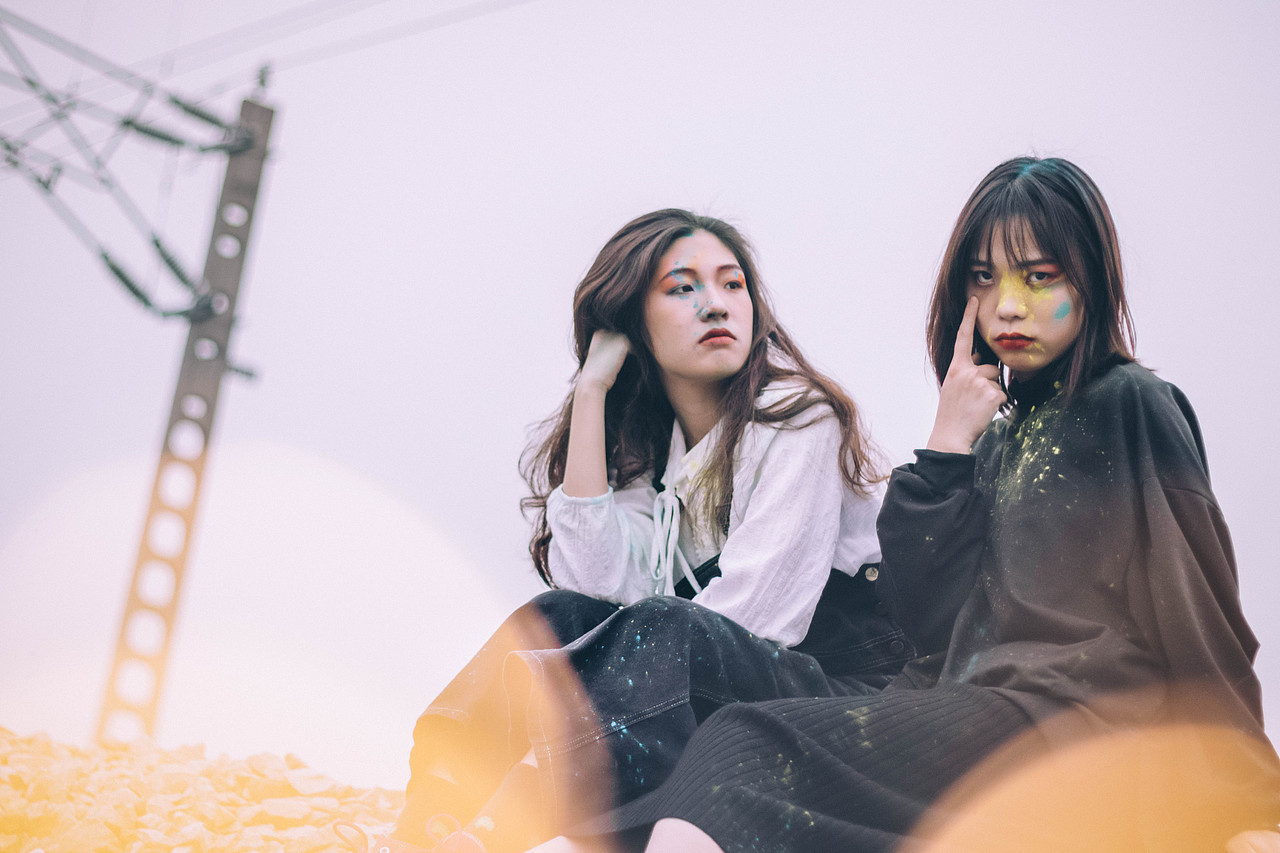 铁轨（图ZMTU5ODU3OTA4） - 人像摄影 - 站酷设计师青铷原创素材 - 站酷ZCOOL