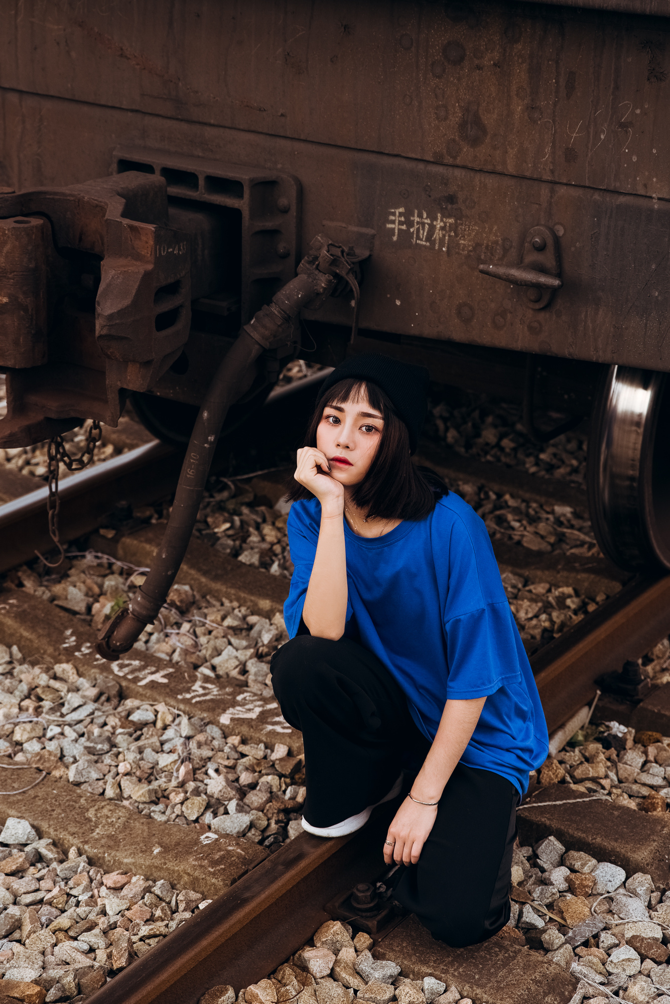 streetstyle火车轨人像写真