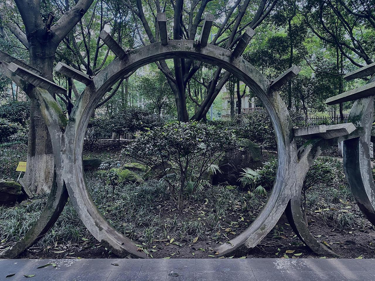 随行（图ZMjY0Mjg3OTYw） - 时尚/艺术摄影 - 站酷设计师yanhai250原创素材 - 站酷ZCOOL