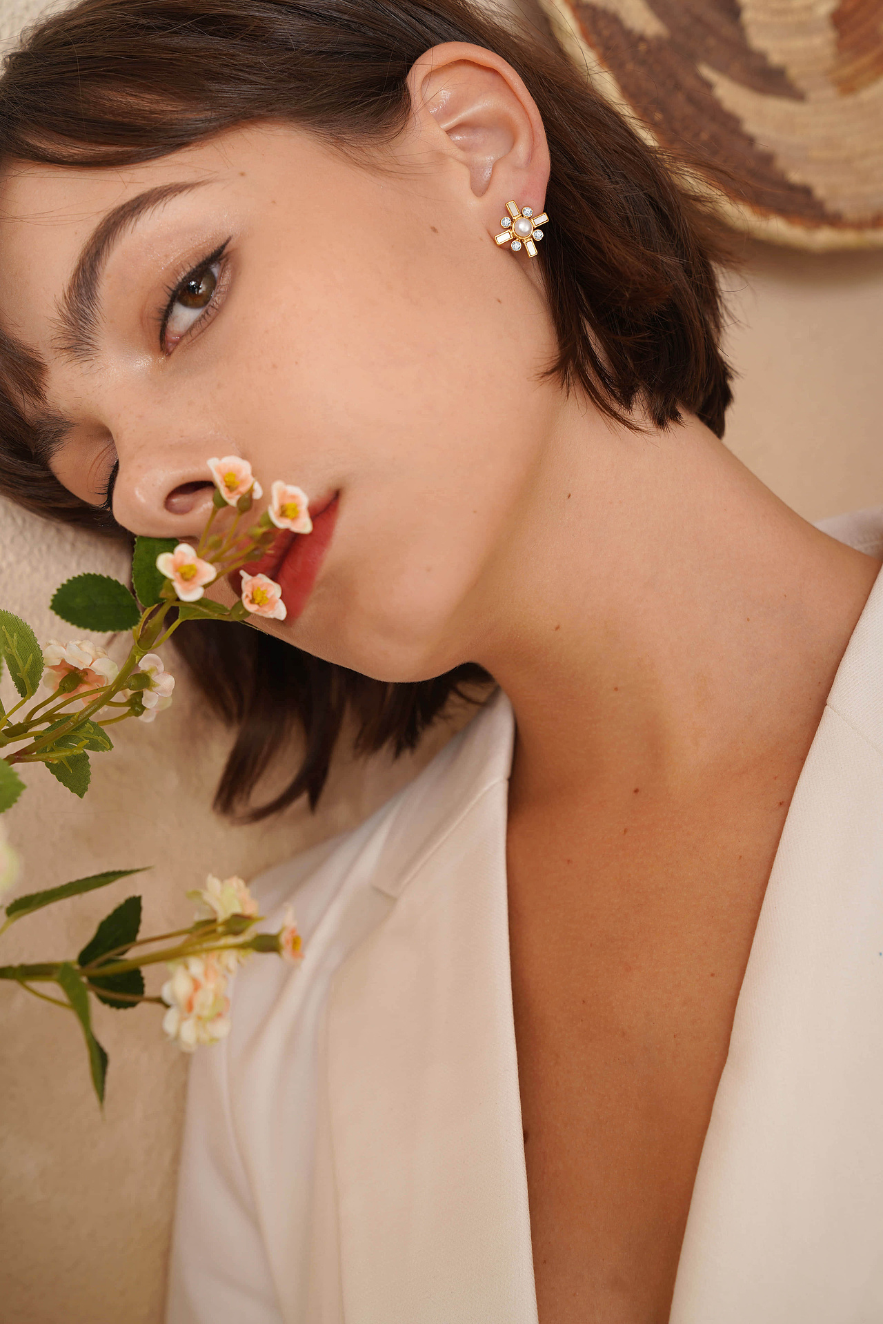 旅行风珠宝模特场景（图ZMjc5MjU3MzA0） - 人像摄影 - 站酷设计师风洲摄影原创素材 - 站酷ZCOOL