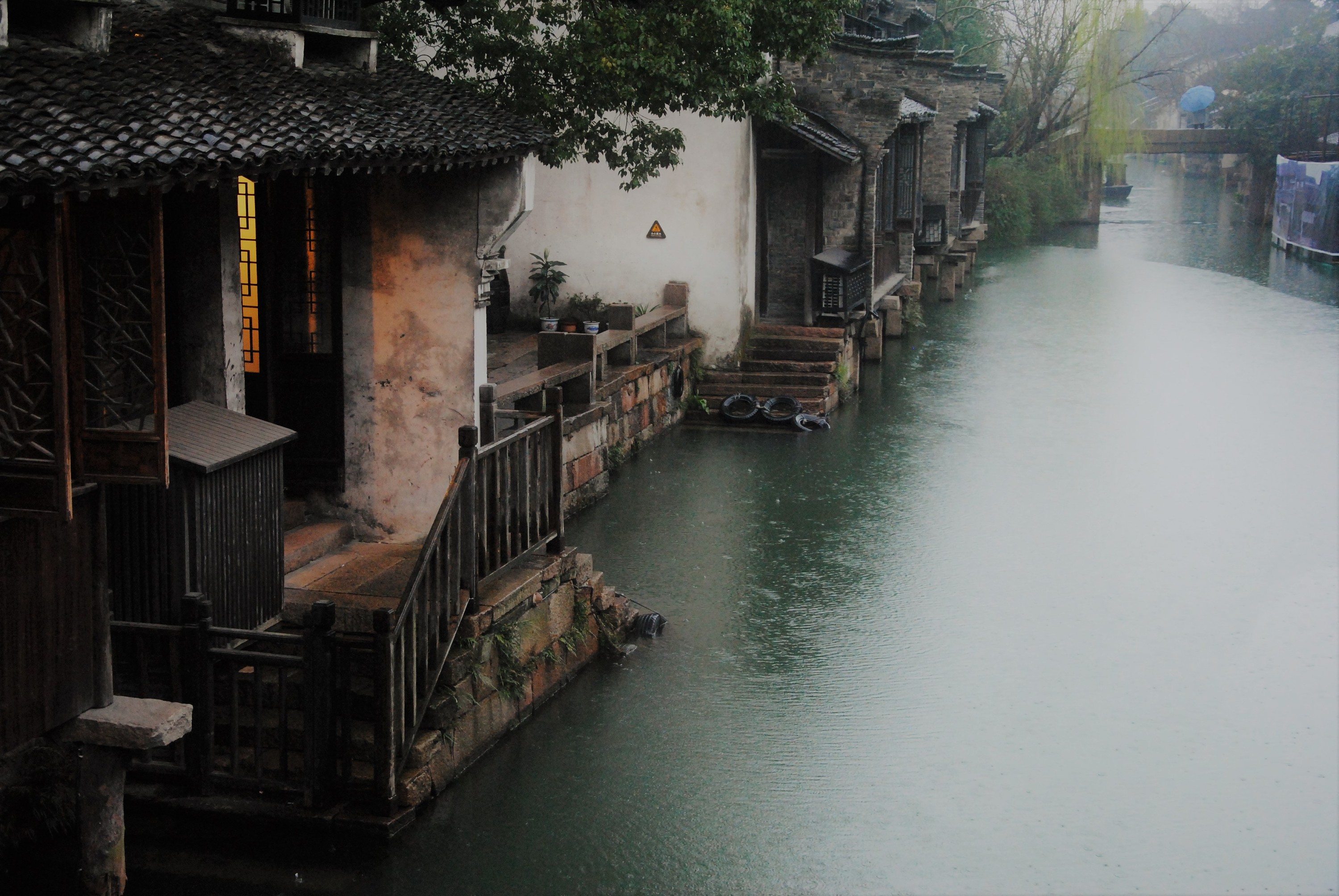 你怎么可以没有见下雨的江南