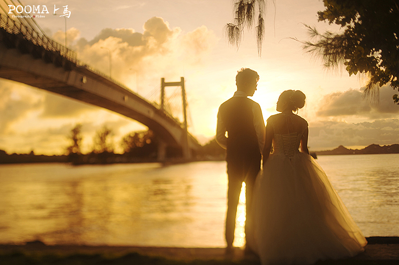 一生总有风雨,也并肩散步淋雨。