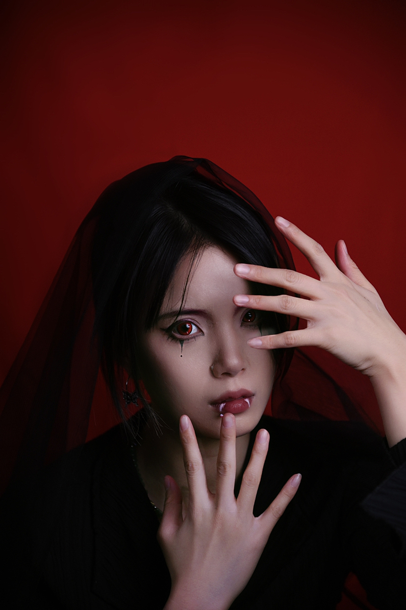 血瞳（图ZMzIwODkxMTY0） - 人像摄影 - 站酷设计师毛怪wow原创素材 - 站酷ZCOOL