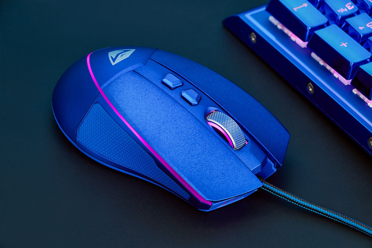 鼠标键盘的拍摄