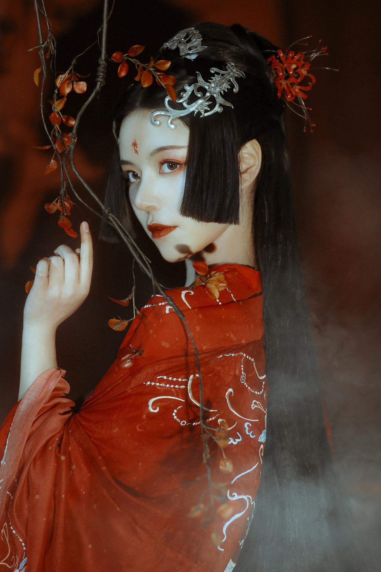 【引花魂】（图ZMTk1OTEyMjg4） - 人像摄影 - 站酷设计师小艾野原创素材 - 站酷ZCOOL