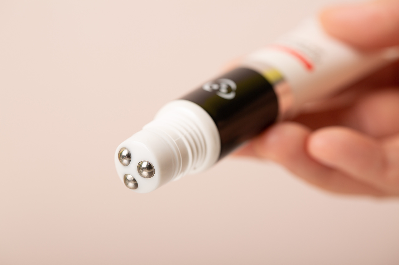 马应龙熬夜精华眼霜