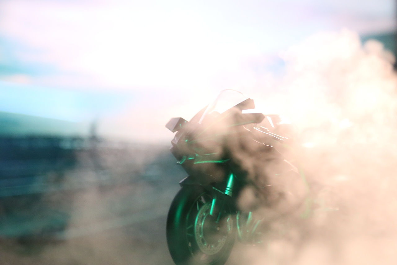 摩托车 模型 拍摄（图ZMjQwNDg1NzQw） - 产品摄影 - 站酷设计师Young_Drugs_青药原创素材 - 站酷ZCOOL