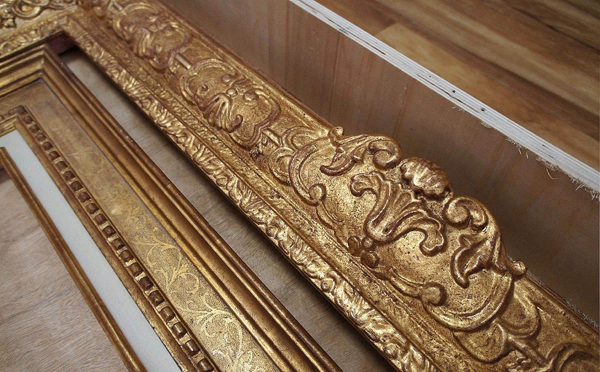 精致的欧洲古董画框