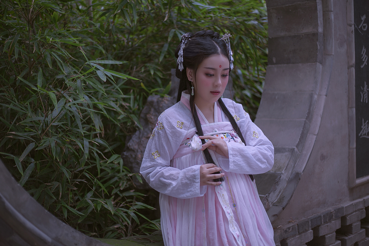 双姝并蒂（图ZMTQzNzQyNzQw） - 人像摄影 - 站酷设计师牛霖霖原创素材 - 站酷ZCOOL
