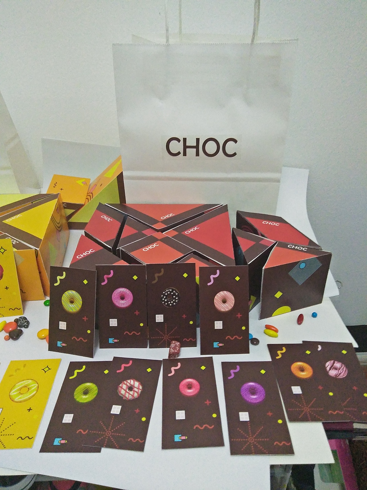 巧克力包装（图ZMTE5MTYzODQ4） - 包装 - 站酷设计师忙忙碌碌的熊团子原创素材 - 站酷ZCOOL