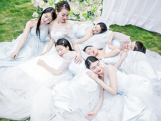 露天草坪婚禮 婚禮跟拍（個人主頁-ZNTAwNjA1NzY=） - 人文/紀(jì)實攝影 - 站酷設(shè)計師路子小姐原創(chuàng)素材 - 站酷ZCOOL