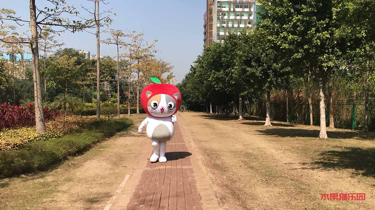 苹果猫人偶--在公园里疯（图ZMTA3MDIyNjQ0） - 其他摄影 - 站酷设计师水果猫乐园原创素材 - 站酷ZCOOL