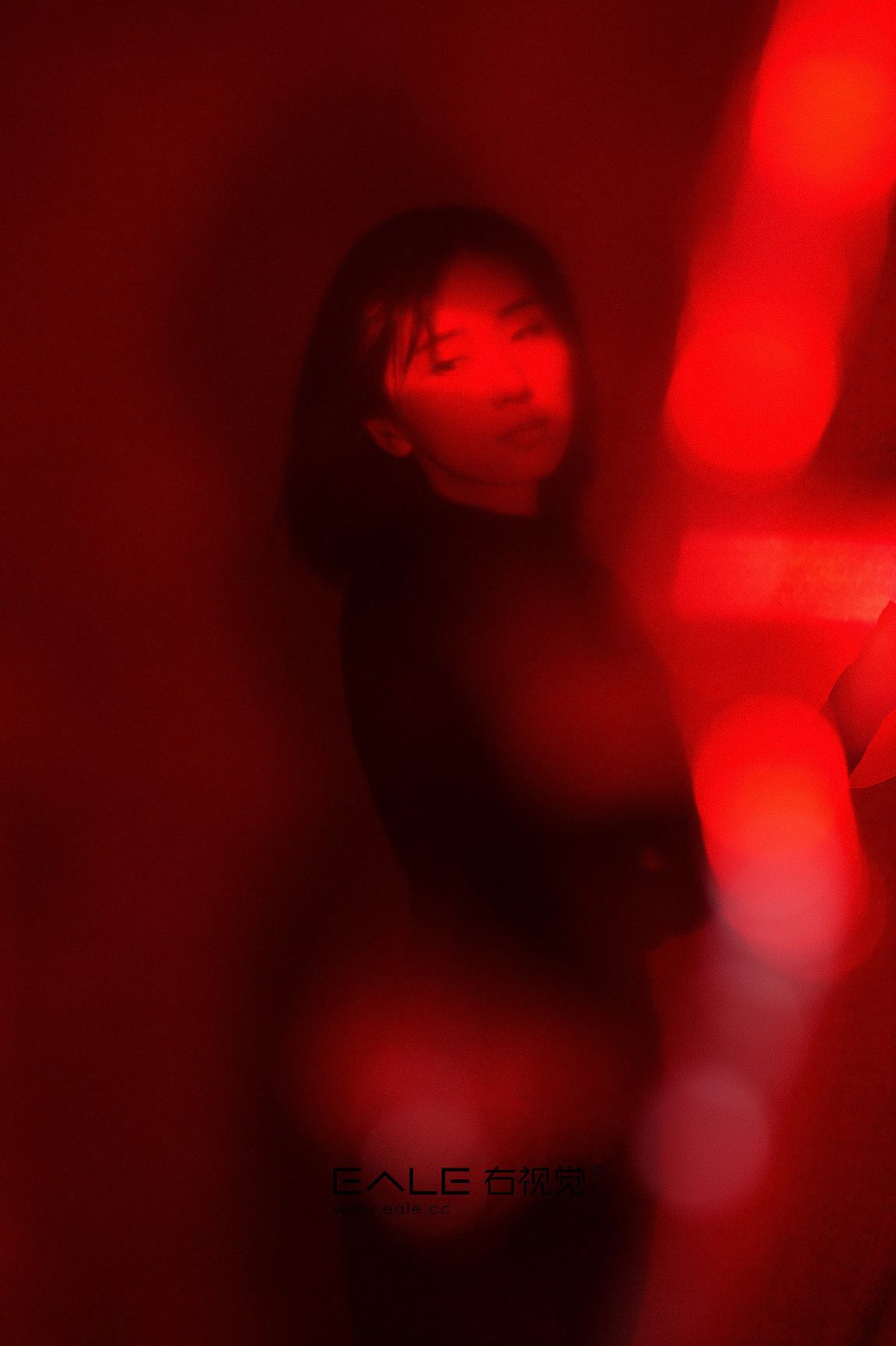 情绪人像大片 红与默