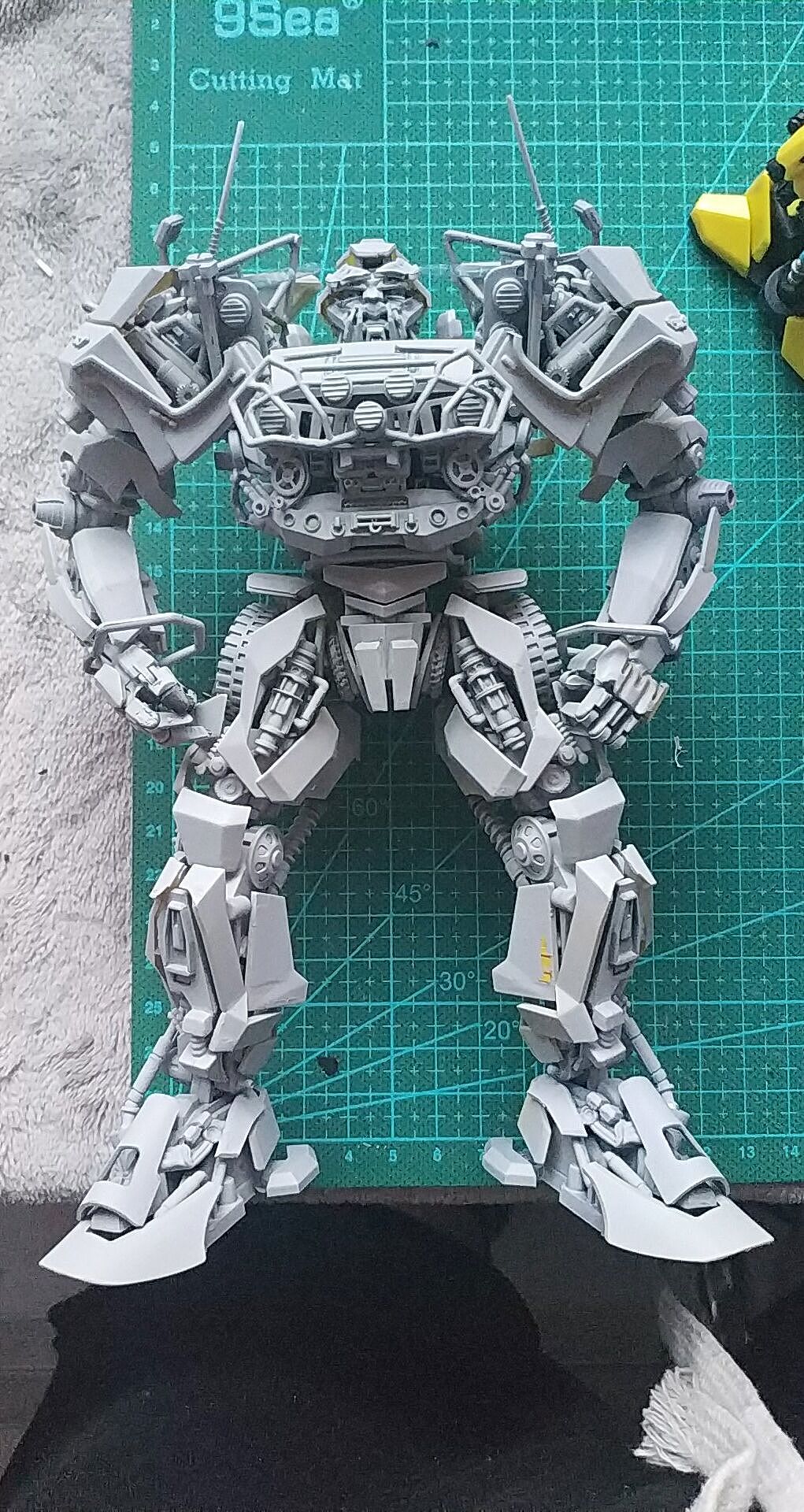 最近新出的dmk救护车,细节丰富化改造