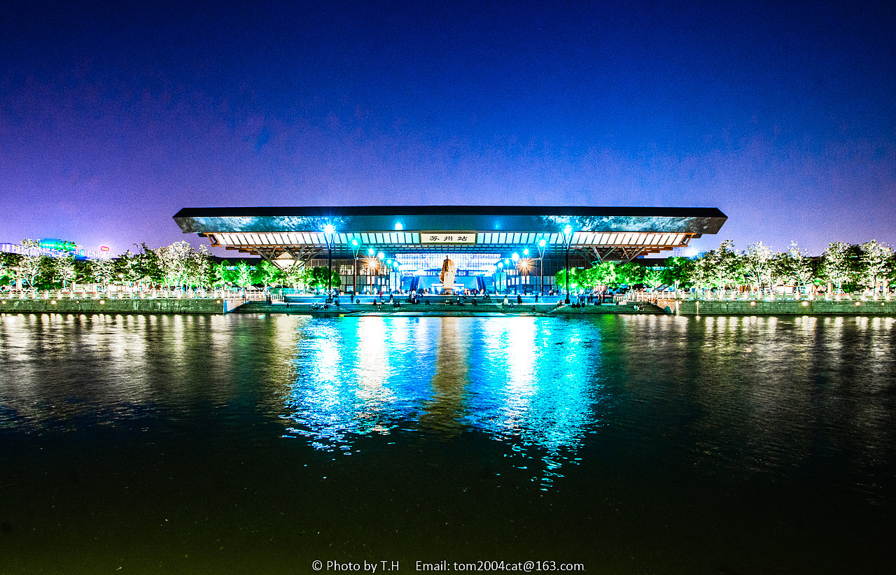 苏州站夜景