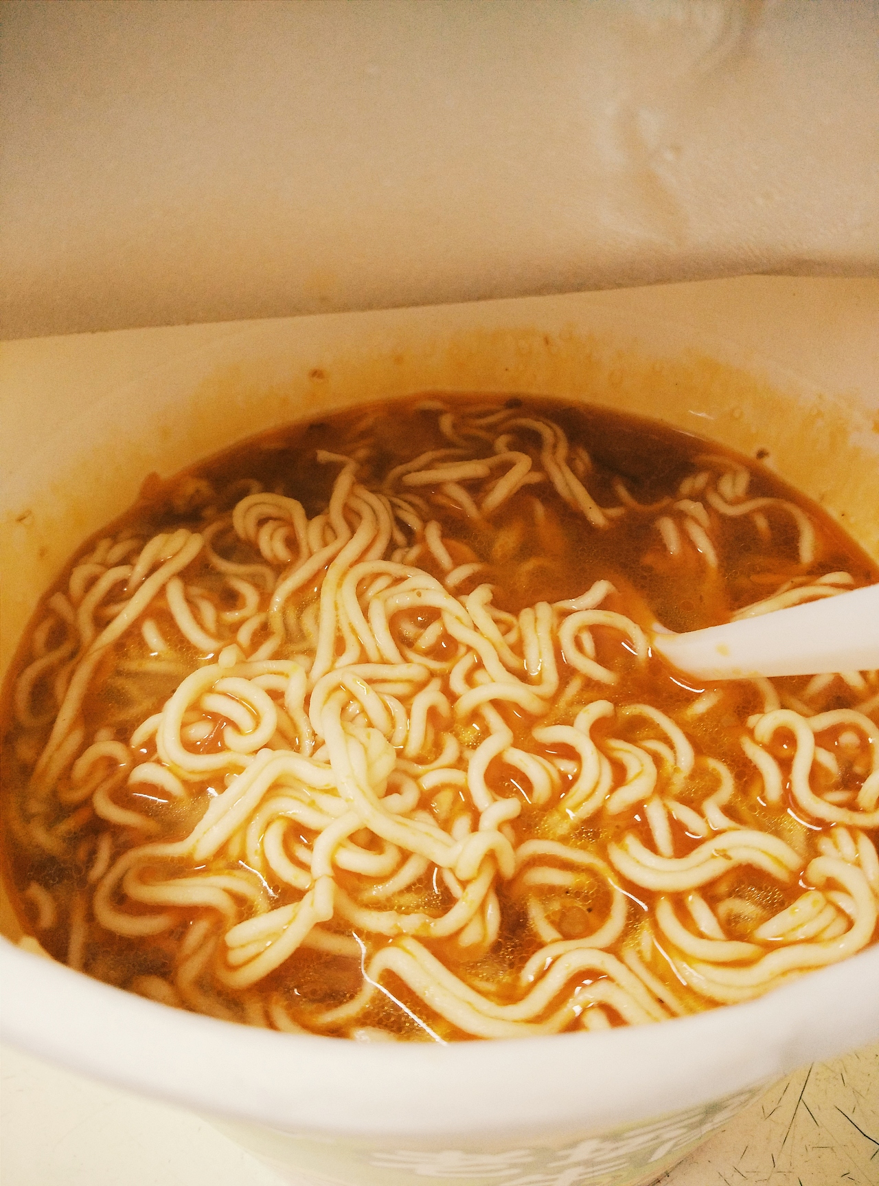 出门了,在来广东的路上,小姐夫给买的方便面(暖心)。