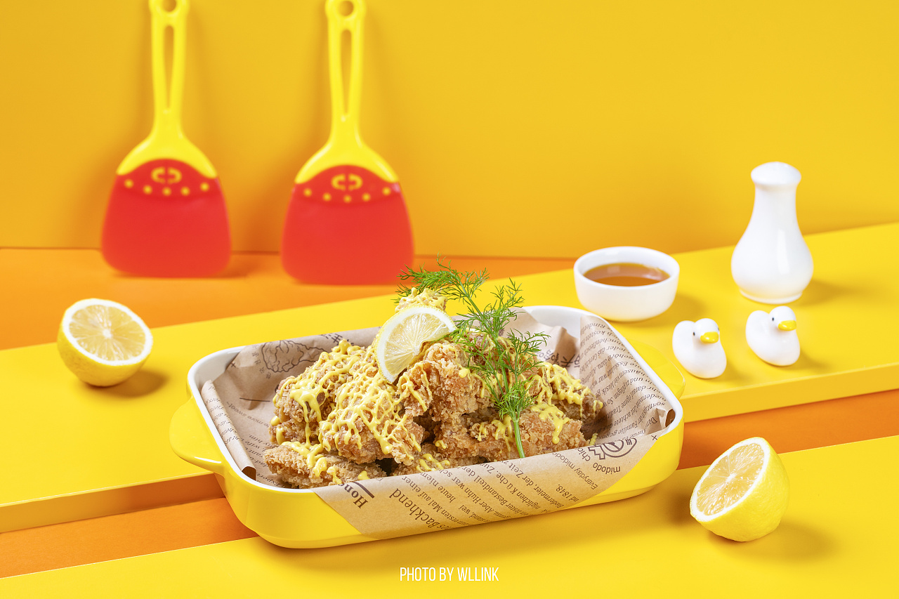 炸鸡产品摄影策划和拍摄,用于官方网站的产品氛围海报由于面向群体是