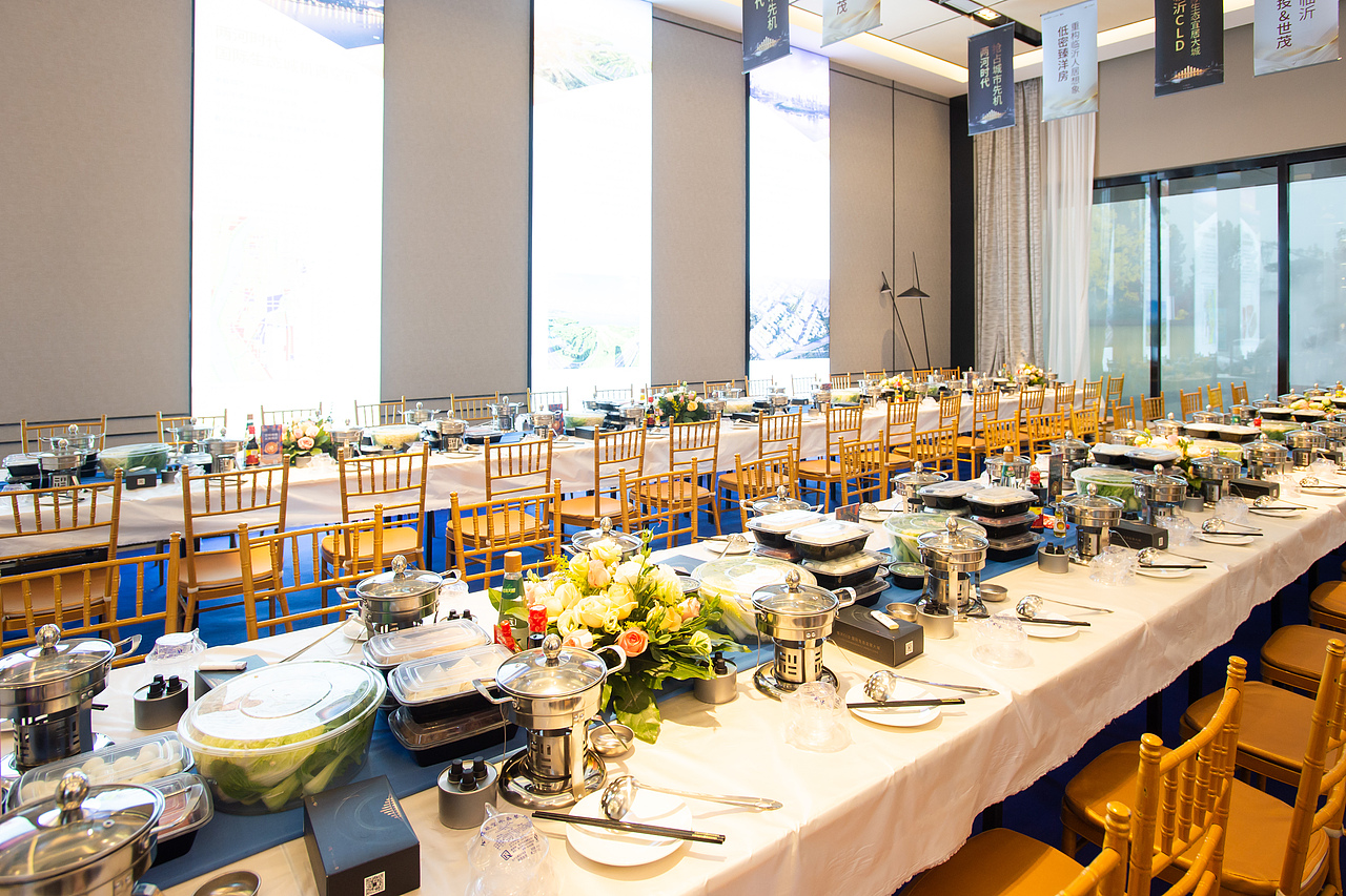 客户答谢暖场火锅宴（融创世樾城）（图ZMTkwNjA5MDY0） - 人文/纪实摄影 - 站酷设计师放狼的小羊原创素材 - 站酷ZCOOL