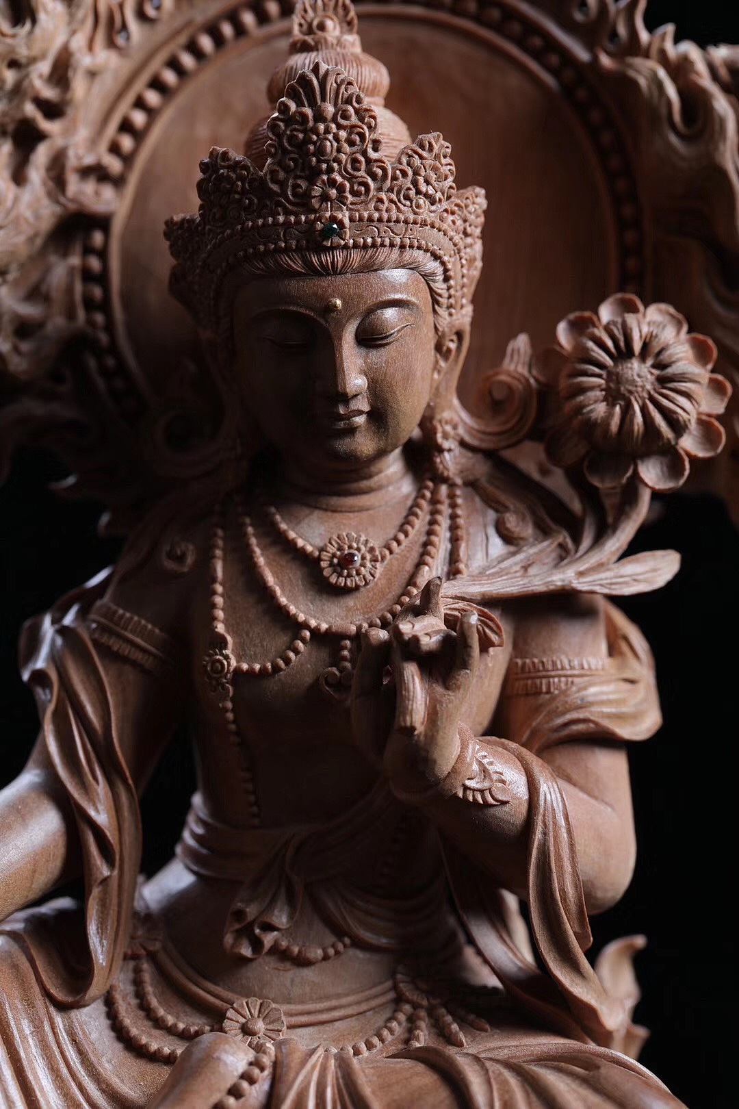 【绿度母—老山檀黑肉手作】 