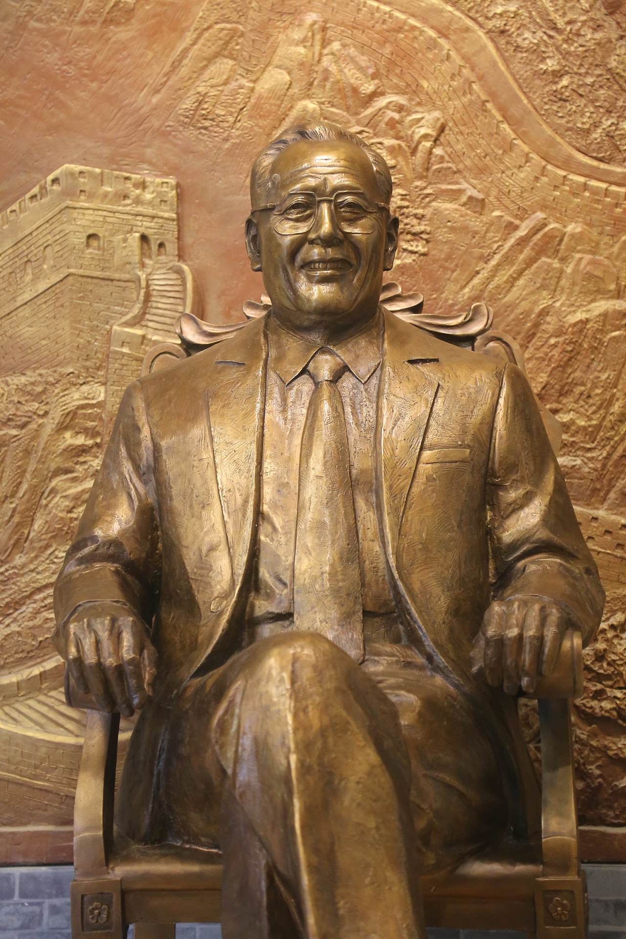 肖像雕塑：之（陈光中先生）刘杰作品（图ZMjA4MzMyNjcy） - 雕塑 - 站酷设计师刘杰雕塑作品原创素材 - 站酷ZCOOL