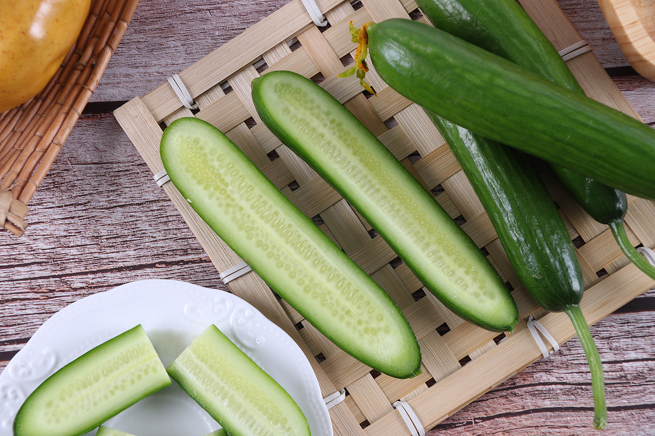 B07水产生鲜\C08-新鲜蔬菜\V18乳瓜