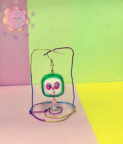 番豆大会；被夜晚的蛾蛾蛾吸引而彻夜不眠最终被收割了（图ZMTEyMzE5MDMy） - 首饰设计 - 站酷设计师插画师蛾蛾蛾原创素材 - 站酷ZCOOL