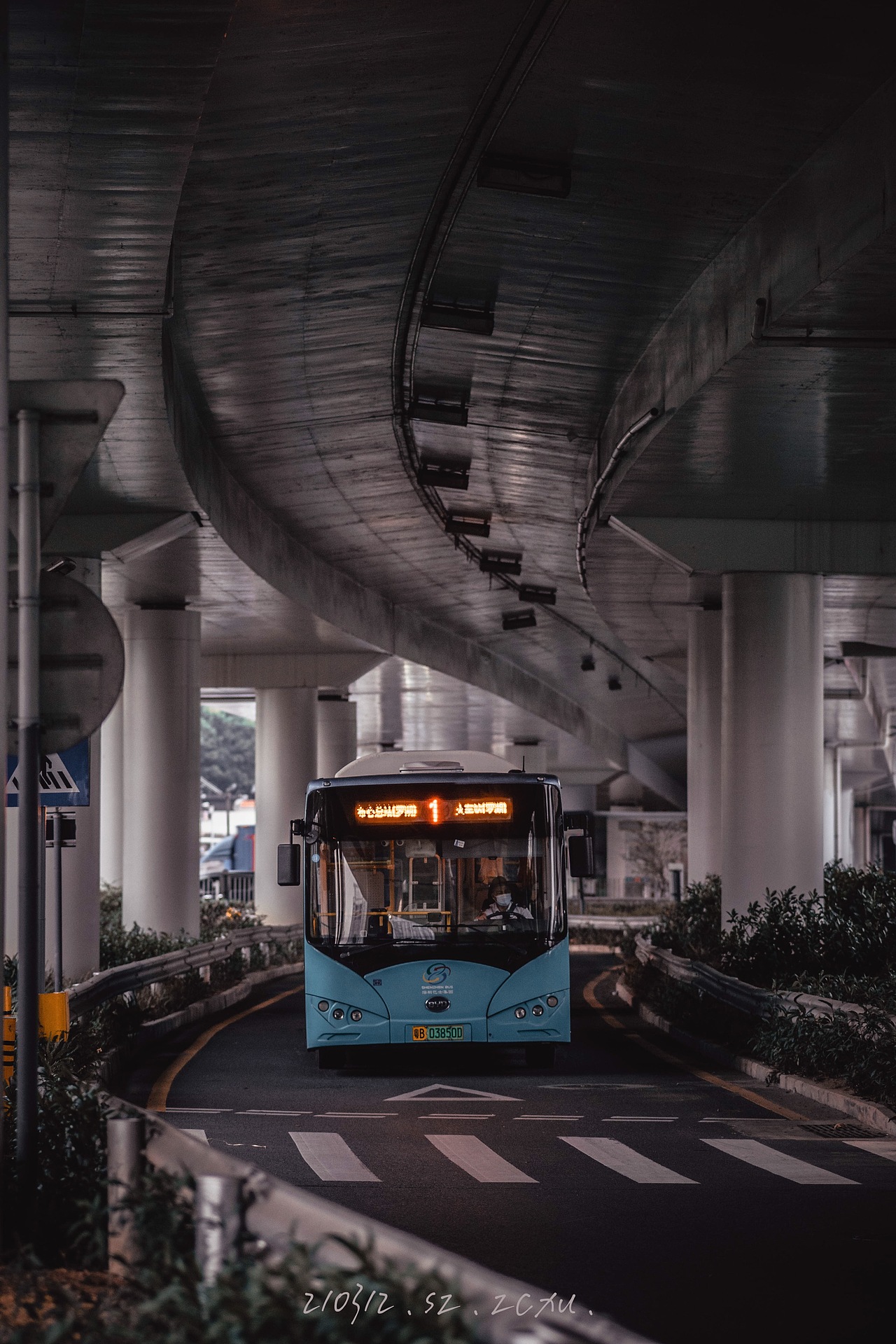 深圳罗湖街头（图ZMjQ4NjU0MjA4） - 人文/纪实摄影 - 站酷设计师旭xu原创素材 - 站酷ZCOOL