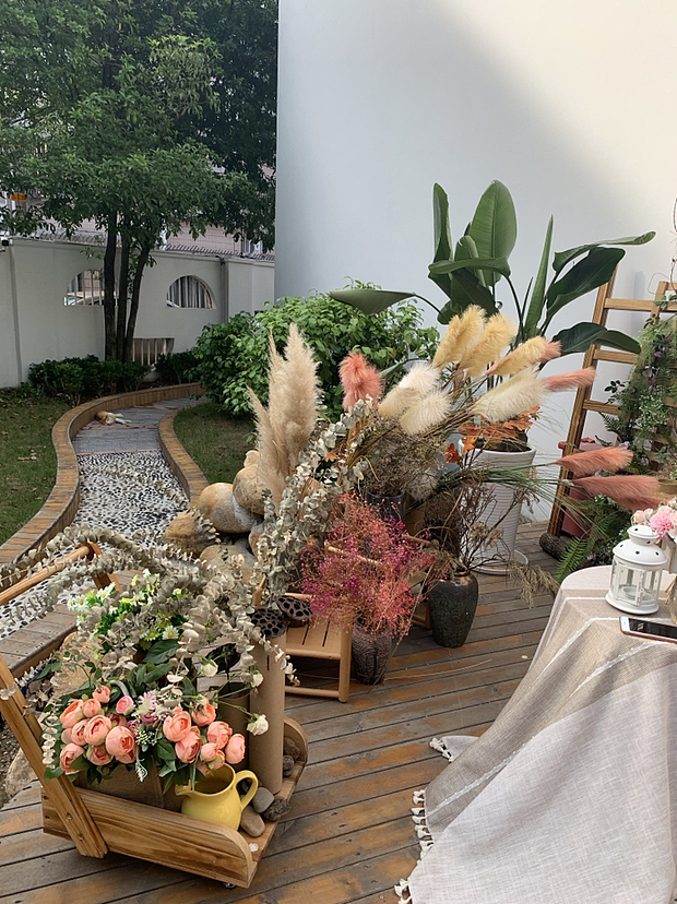 艺术美学|布展·闺蜜日活动主题校内布展