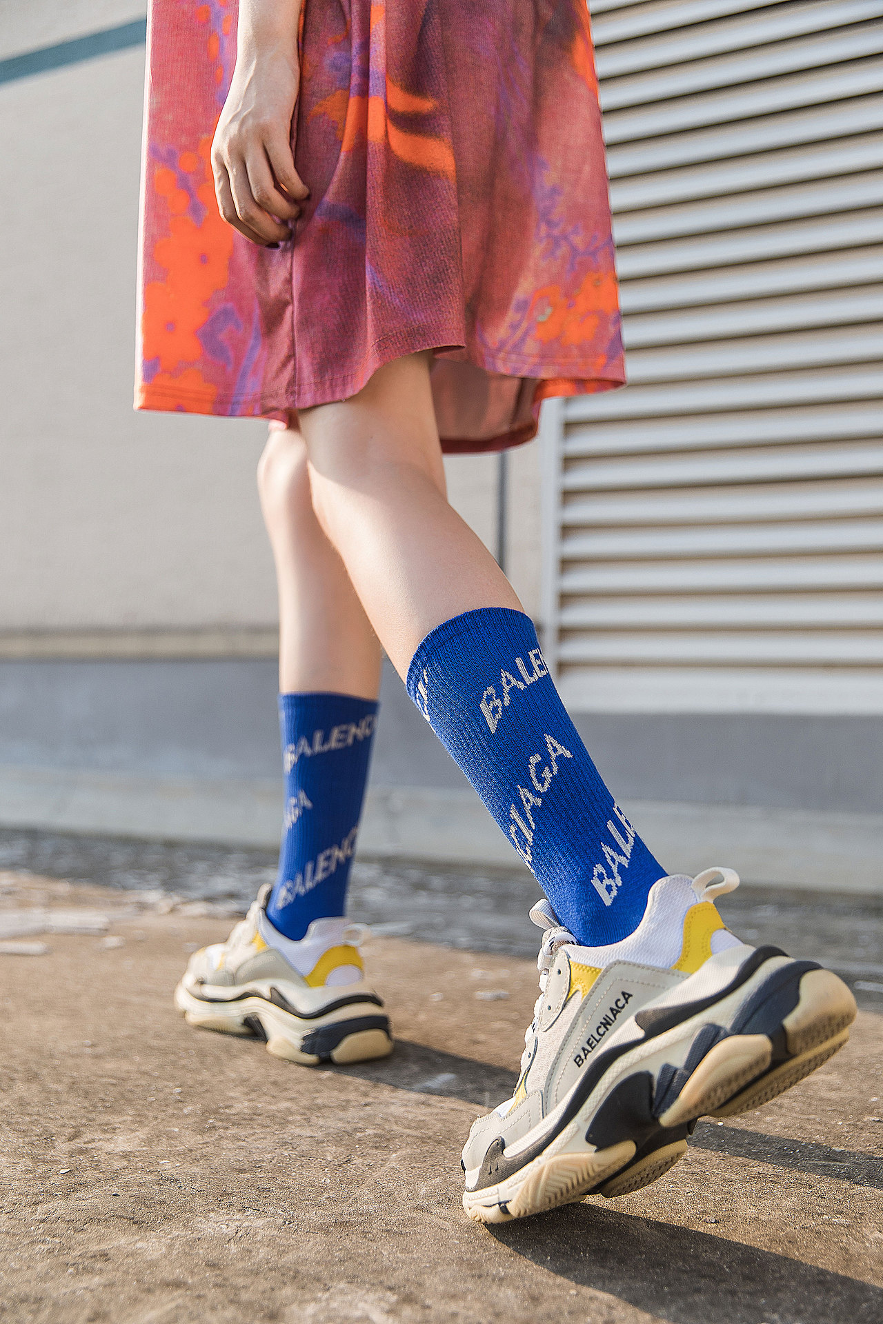 2019春夏女潮袜INS国潮字母袜日系街拍人像女生（图ZMTg4NDM2Mzg4） - 人像摄影 - 站酷设计师承影摄计原创素材 - 站酷ZCOOL