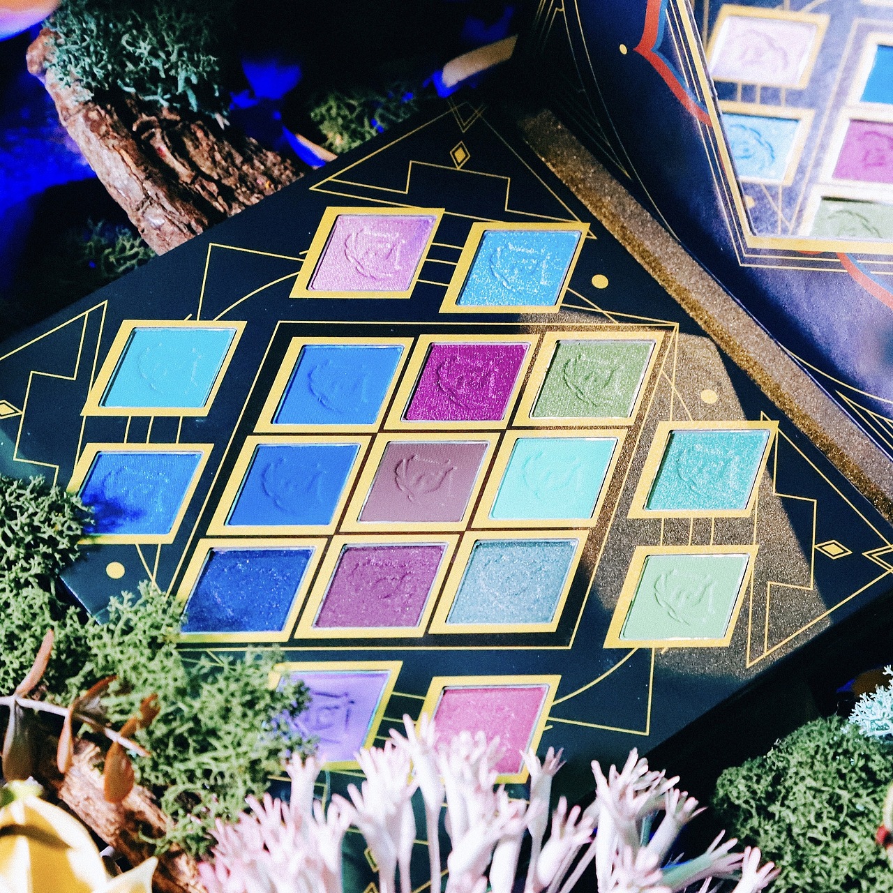 SUGAROCK Sorcery | Deities 眼影包装插画