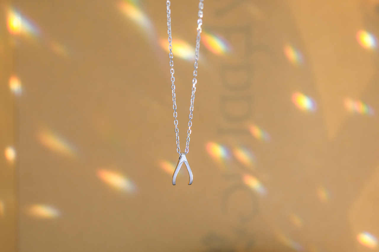 饰品（图ZMTU5ODE3MTgw） - 产品摄影 - 站酷设计师韩东1原创素材 - 站酷ZCOOL