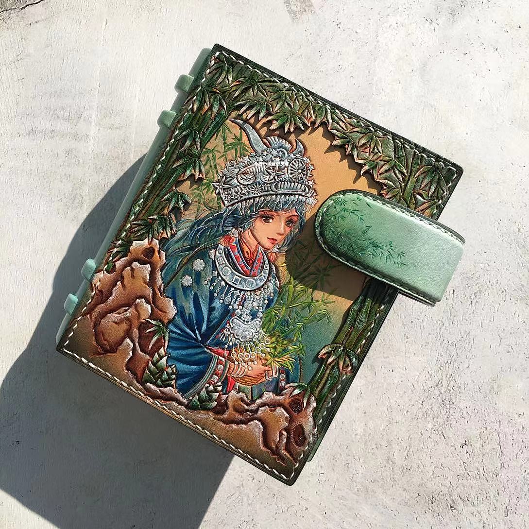 A7少数名族主题手账（图ZMzgzMDc4MTQ0） - 其他手工艺 - 站酷设计师胡萝卜会皮雕原创素材 - 站酷ZCOOL