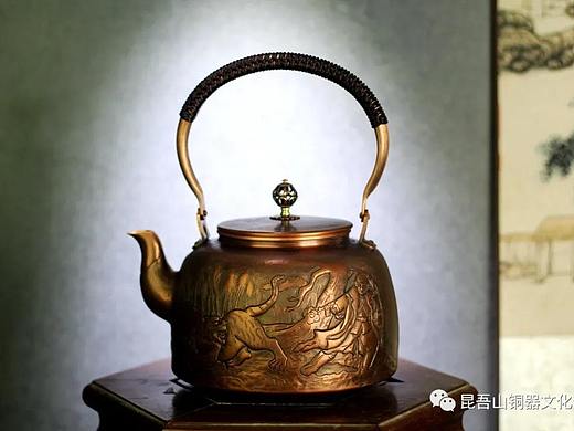 『建党百年』个人作品《智取威虎山》铜壶