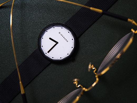 新手表（佐丹奴）