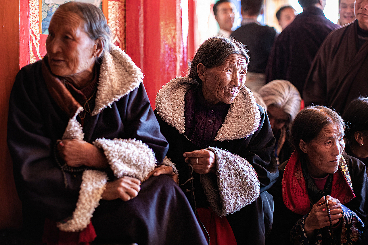བཀྲ་ཤིས་བདེ་ལེགས།（救赎）（图ZMTg2NzA2MzA4） - 人像摄影 - 站酷设计师安东Nerv原创素材 - 站酷ZCOOL