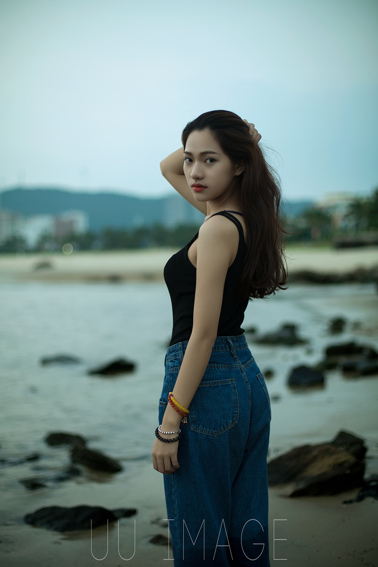 第一次看海（图ZNjAyODkxMjA=） - 人像摄影 - 站酷设计师UU摄影后期原创素材 - 站酷ZCOOL
