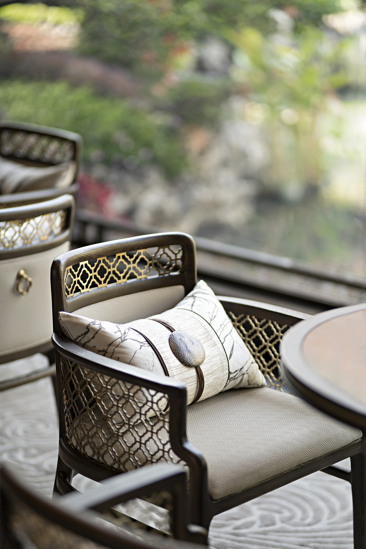 盘石设计 | 吴文粒：蓄养云之气，渲水韵之情！