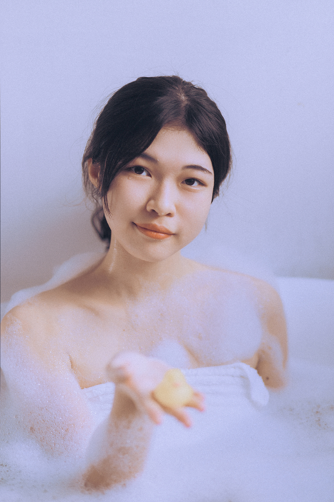浴缸写真丨站在热爱的世界里闪闪发光