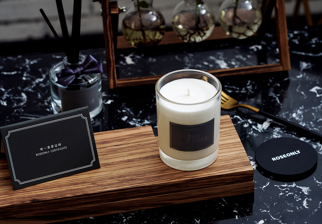 ROSEONLY 七夕香薰蜡烛（图ZMjIyMjE1MTEy） - 产品摄影 - 站酷设计师半个西瓜zzz原创素材 - 站酷ZCOOL